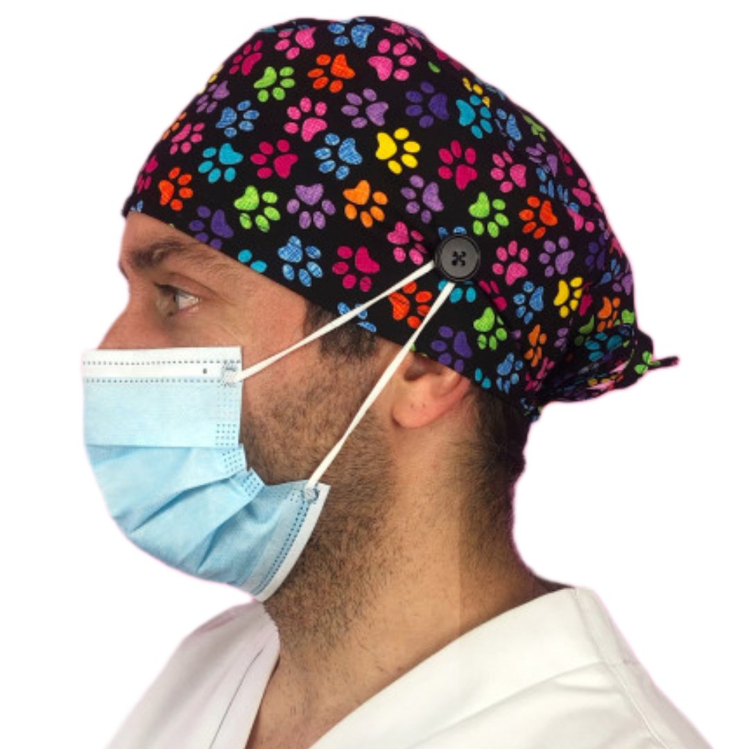 Gorro Clínico HUELLAS - PELO LARGO CON BOTONES